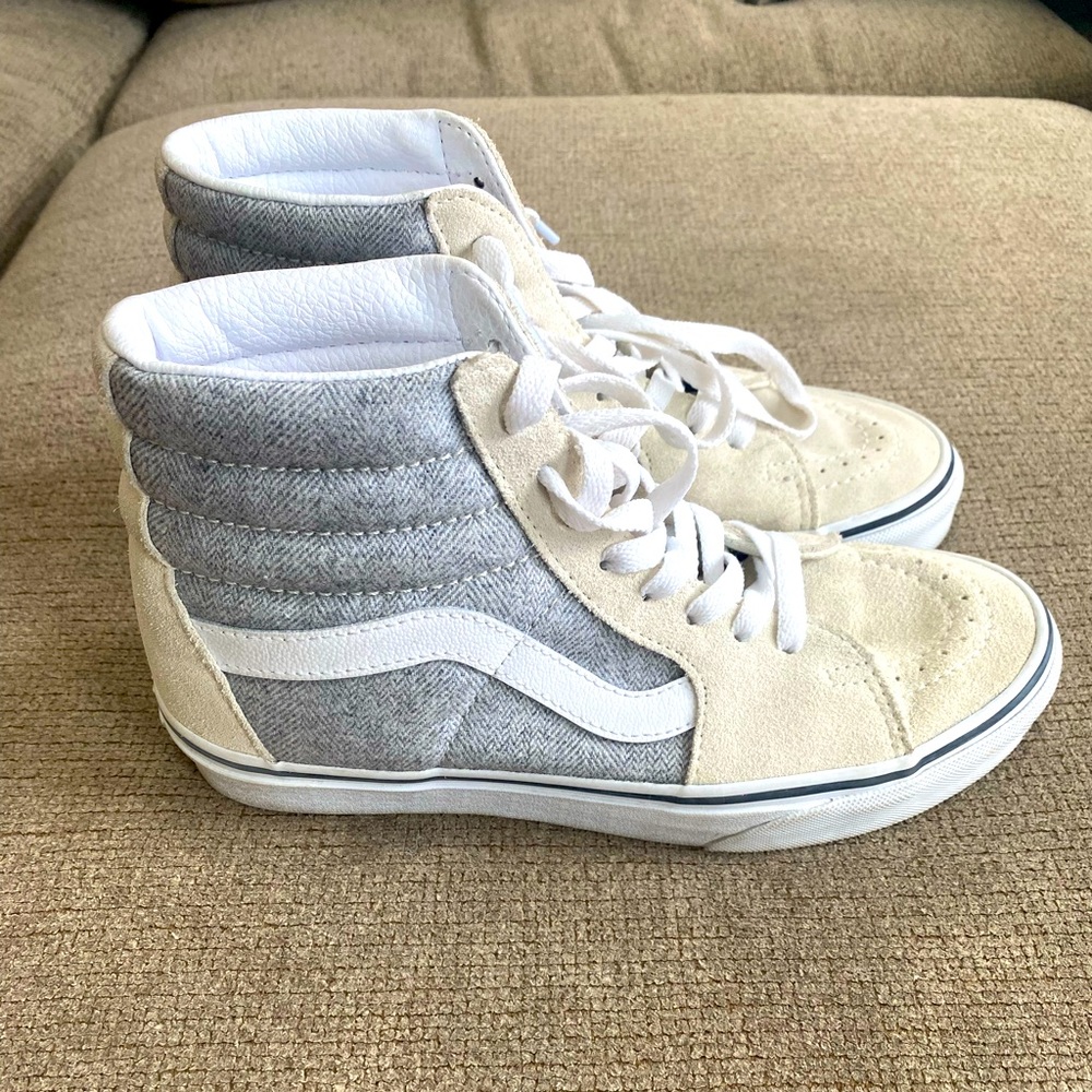 High top grey/cream vans